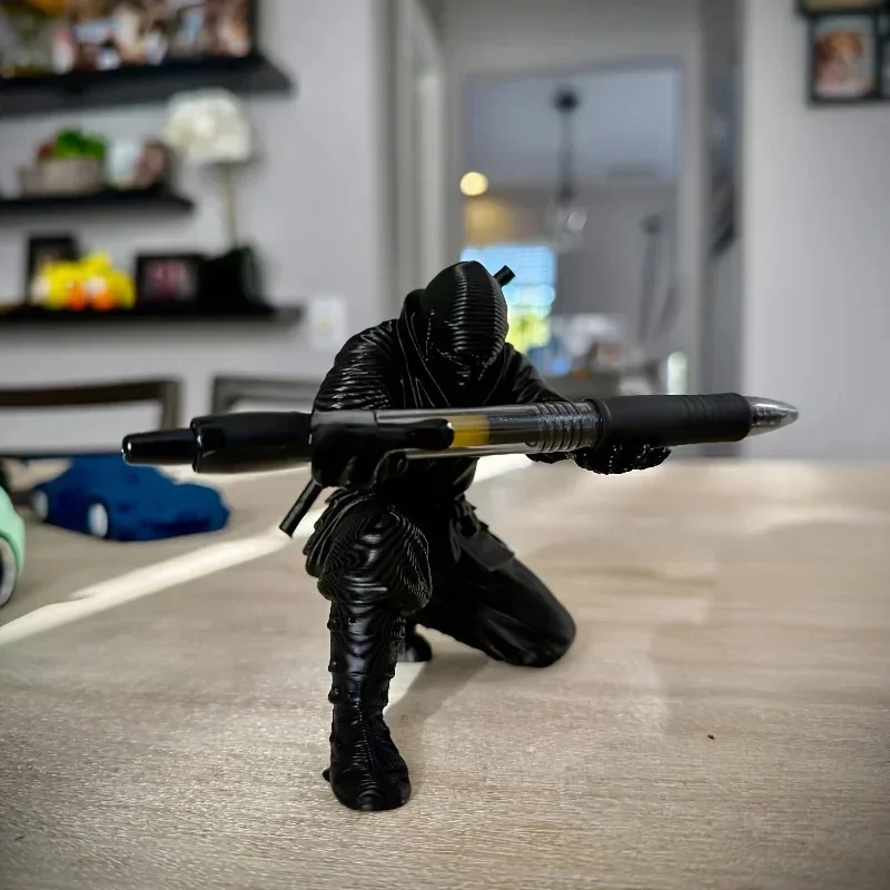 3D Printing Ninja Pen Holder Japanese-style Creative Desktop Decoration Can Hold Ballpoint Pens Fountain Pens Etc Pen Holder 1PC