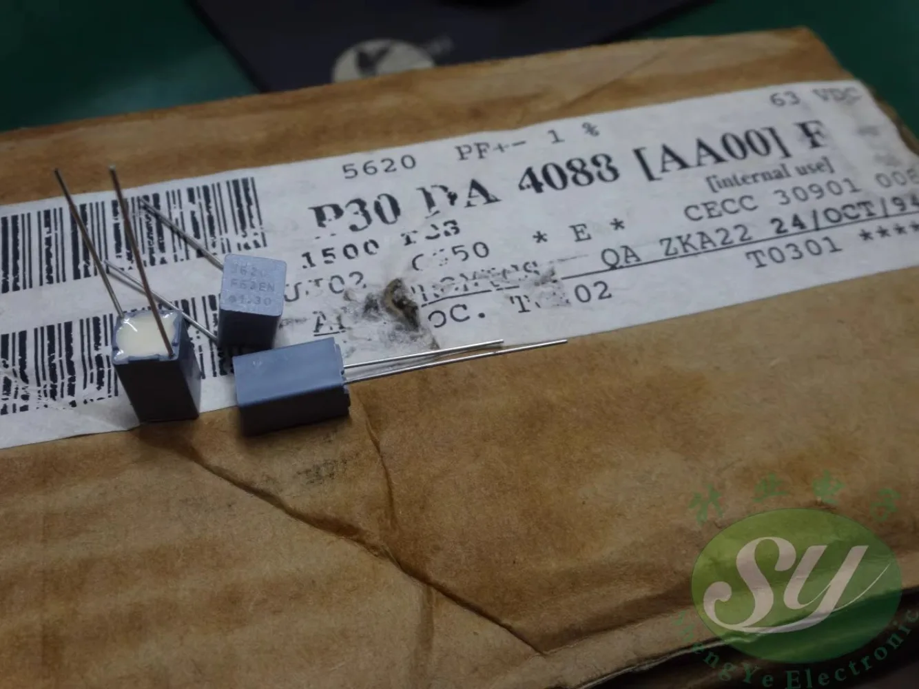 

20PCS AV P30 0.0056uf/63V 5.6nf 5600pf 5n6 562 New high precision 1% film capacitor