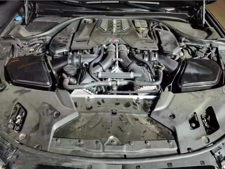 Für BMW M5 F90 2018–2023 Kohlefaser-Lufteinlasssysteme Pre-preg S63 4,4 T Premium-Luftfilter