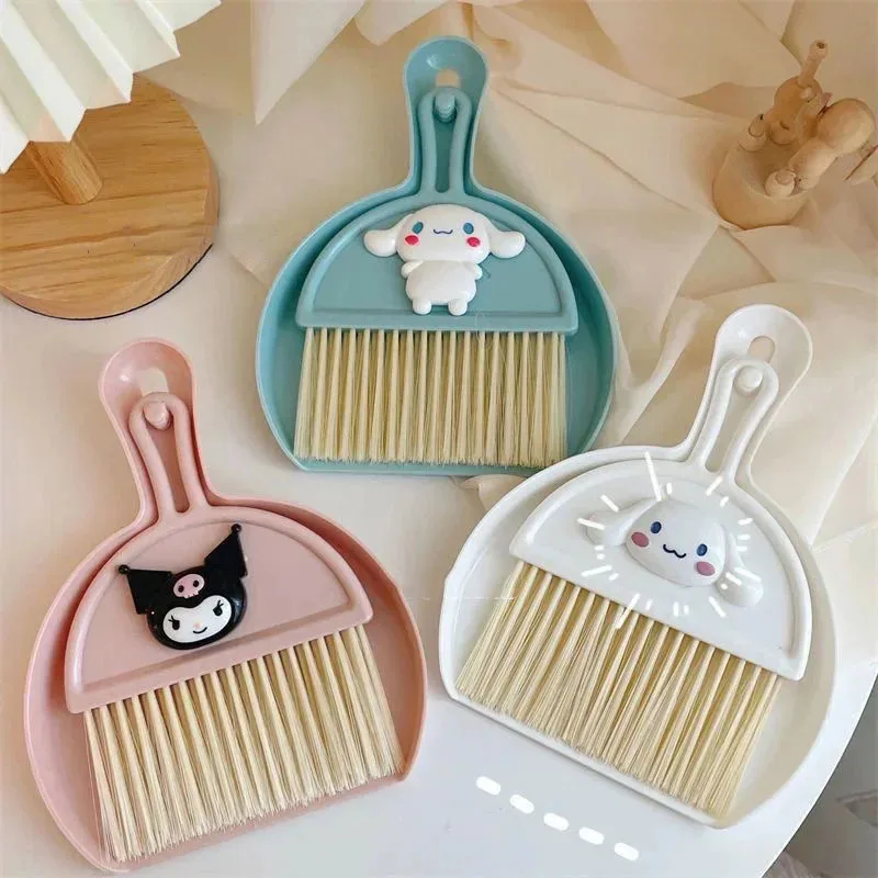 

Sanrio Hello Kitty Hygiene Products Kuromi My Melody Desktop Cleaner Set Keyboard Brush Cleaning Brush Small Broom Mini Dustpan