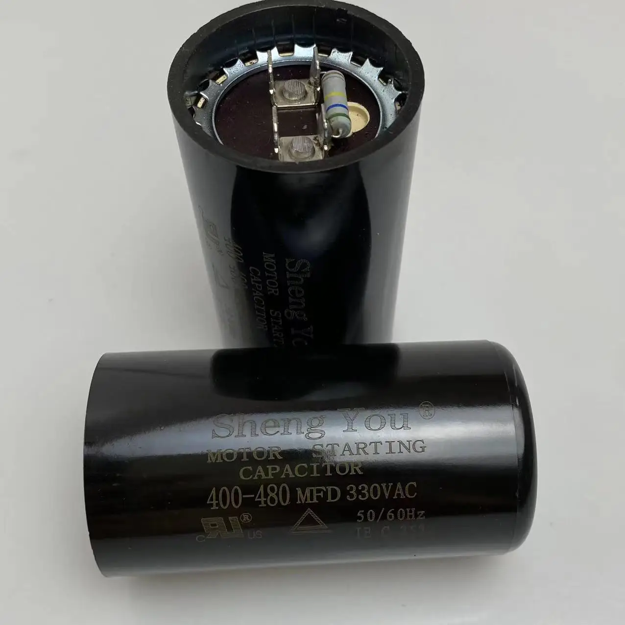 Hundred new original CD60 uf330v startup capacitor 72/130, 108-130/145/161/189/270/480 uf size 46 * 86 mm