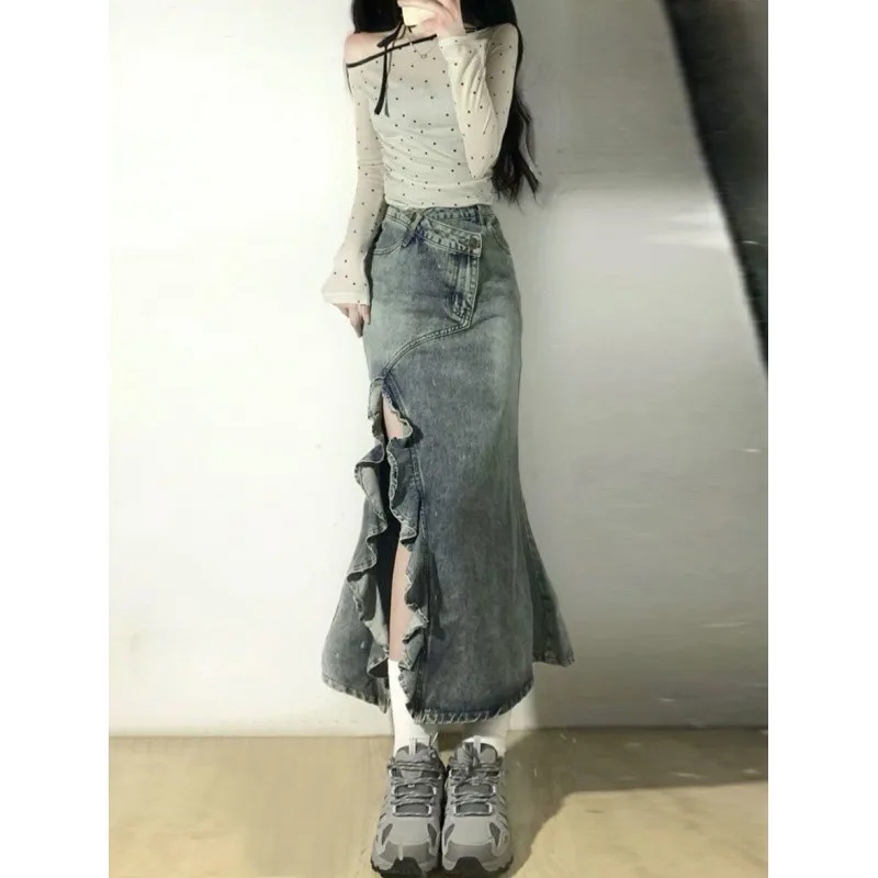 

Retro Irregular Wave Slit Mid Length Denim Skirt for Women in Summer Slimming Down with a Wrapped Buttocks and Fishtail Skirt