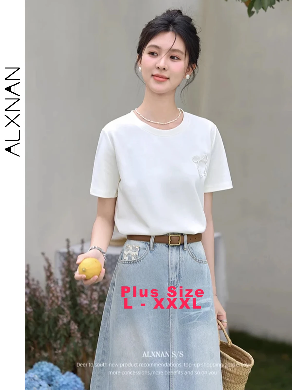 

ALXNAN Plus Size T-shirt Elegant Pearl Decorated Bow Cotton Women's T-shirt 2025 Summer Apricot Short Sleeve Tops Ladies D09813