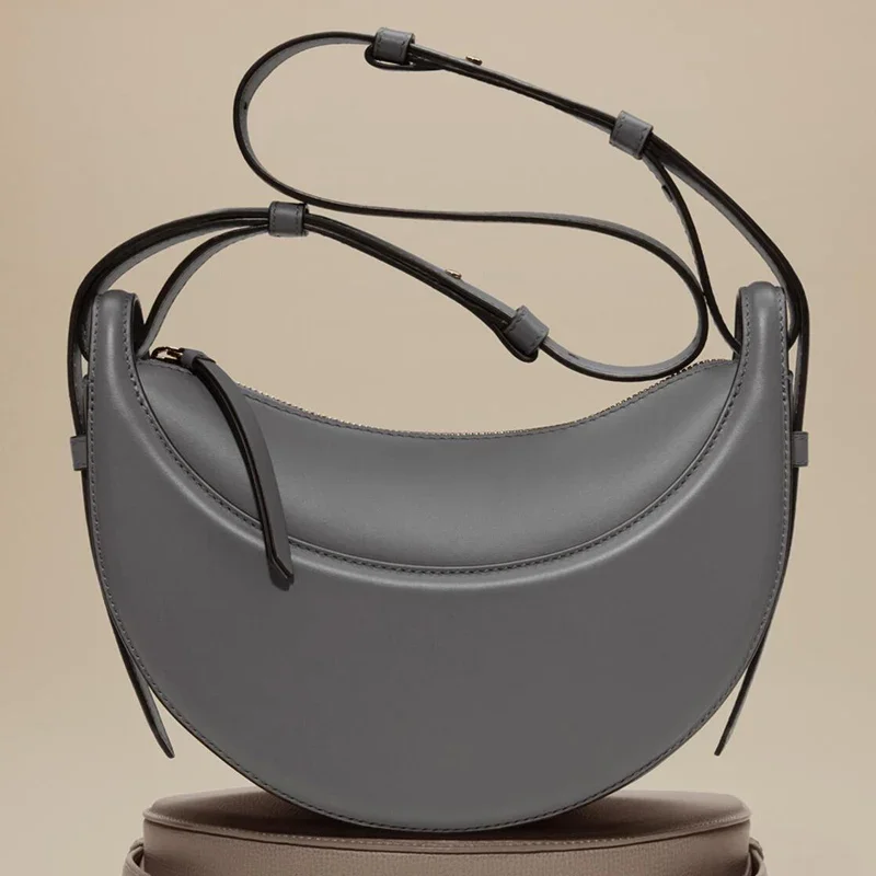 

French fashion genuine leather women's shoulder bag, crescent bag, niche design zipper closure shoulder crossbody bag