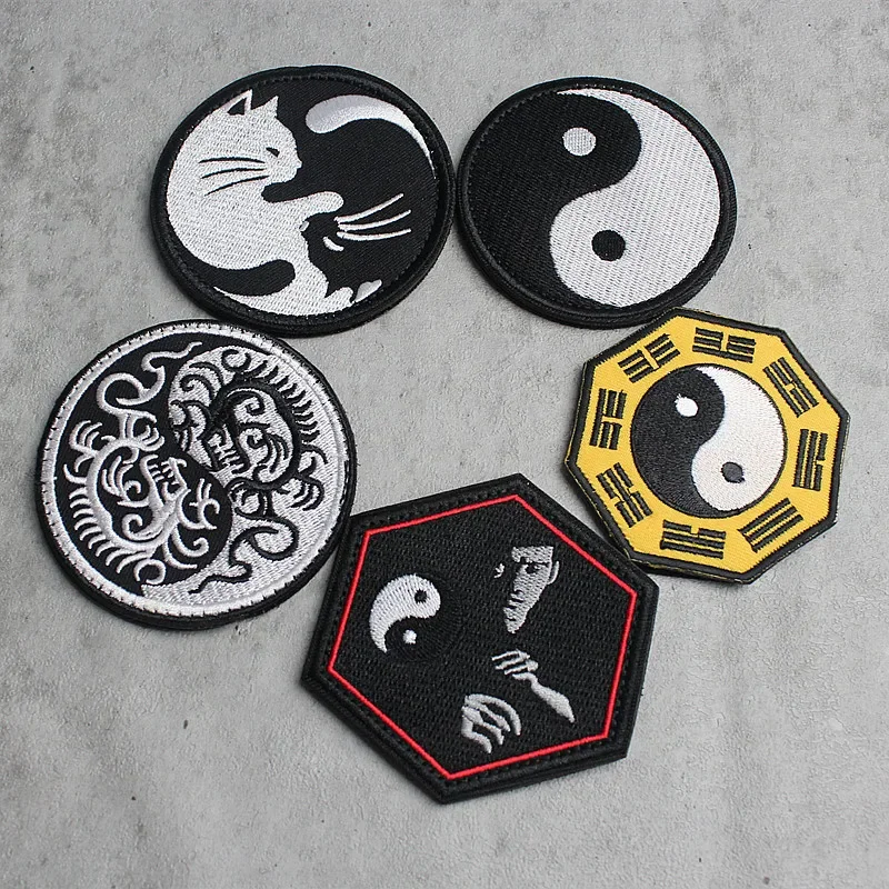 Embroidered Hook&Loop Patches on Clothing Black and White Cat Tai Chi Yin Yang Badges Decorative Stickers Kung Fu Morale Armband