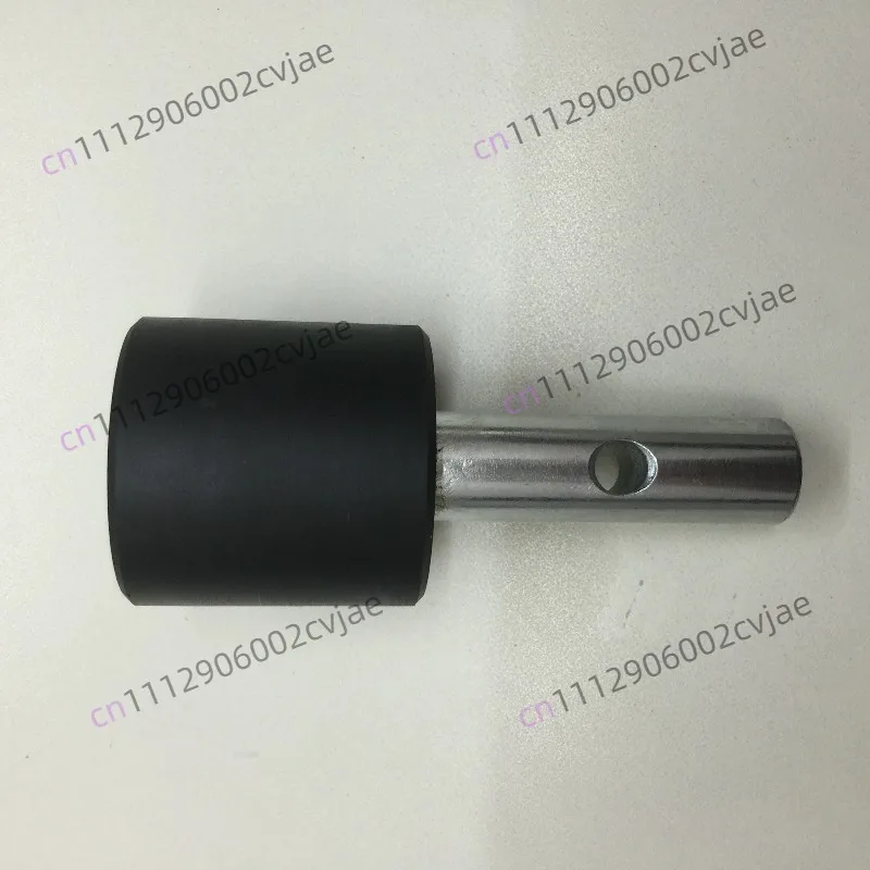 Tire disassembly and removal machine auxiliary arm manual tire roller