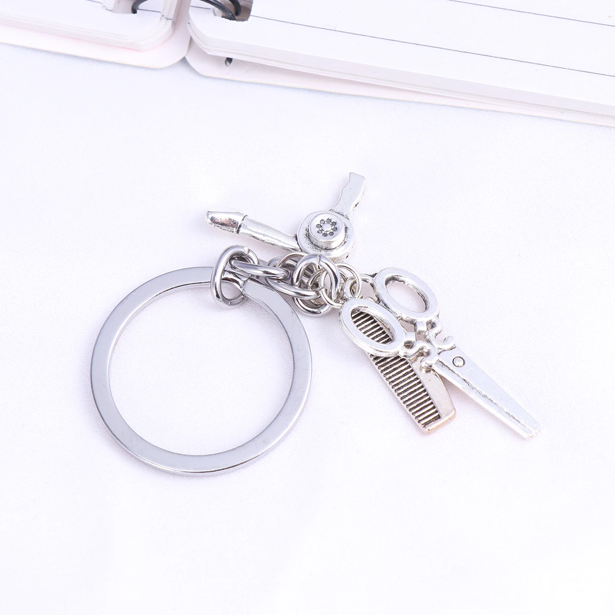 

Creative Hairstylist Key Pendant Scissor Hair Dryer Design Unique Fashionable Keychain for Bag Backpack Gift