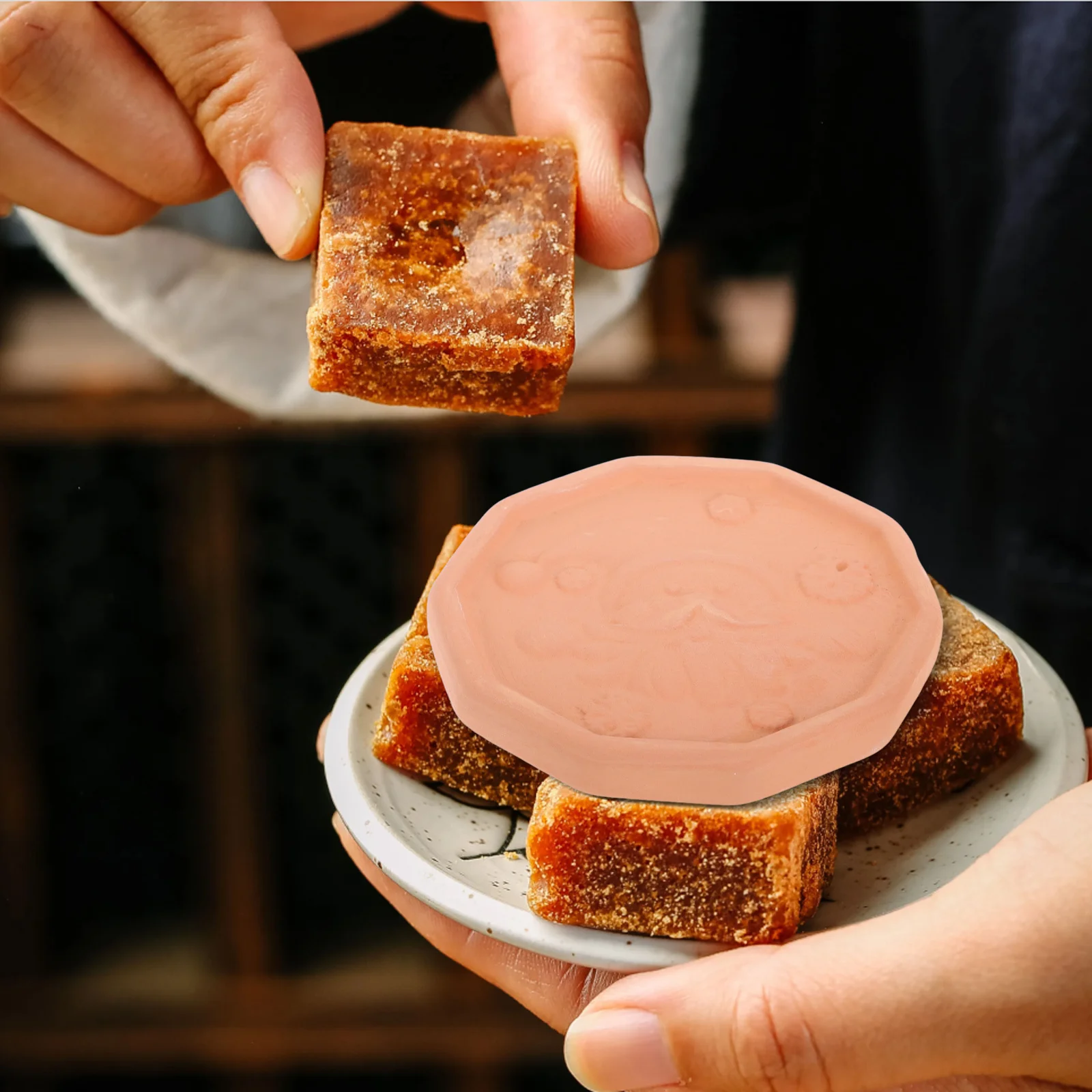 

4Pcs Brown Sugar Softener Terracotta Reusable Sugar Saver Disc for Food Storage Freshness Food Storage Disc Humidifying Stone