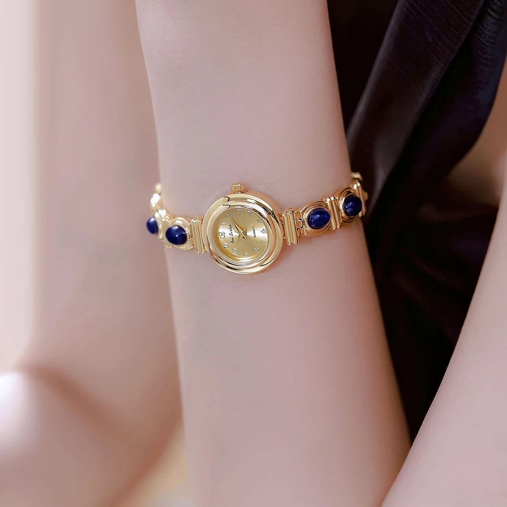 BS Bee Sister Vintage Woman Watch الفاخرة جولة الهاتفي سبيكة ساعات الكوارتز أزياء بسيطة ساعات المعصم النسائية
