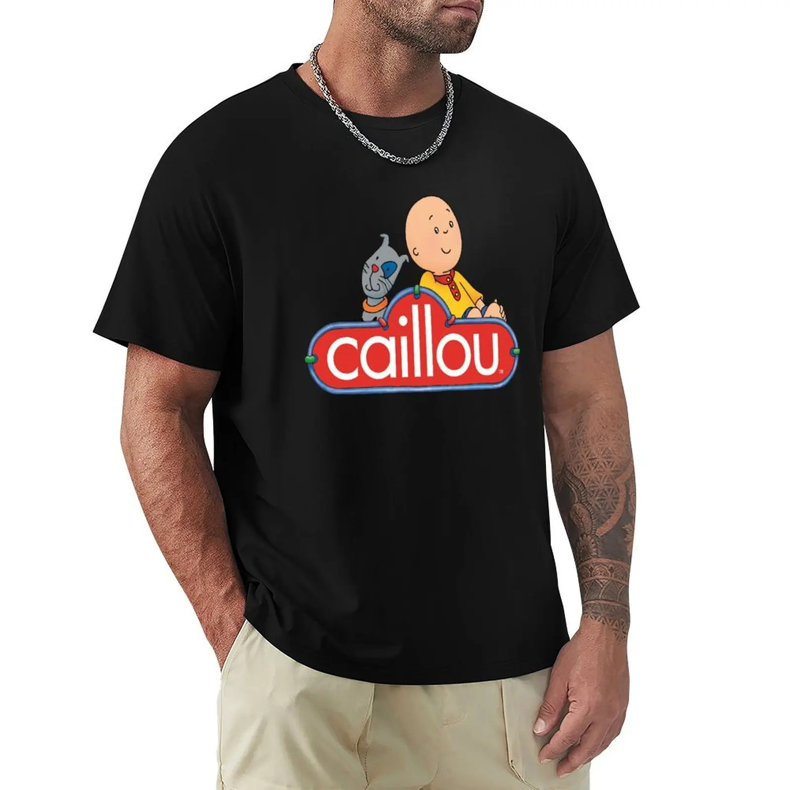 Camiseta Caillou, Caillou e o cachorro, camiseta de manga curta com estampa moderna