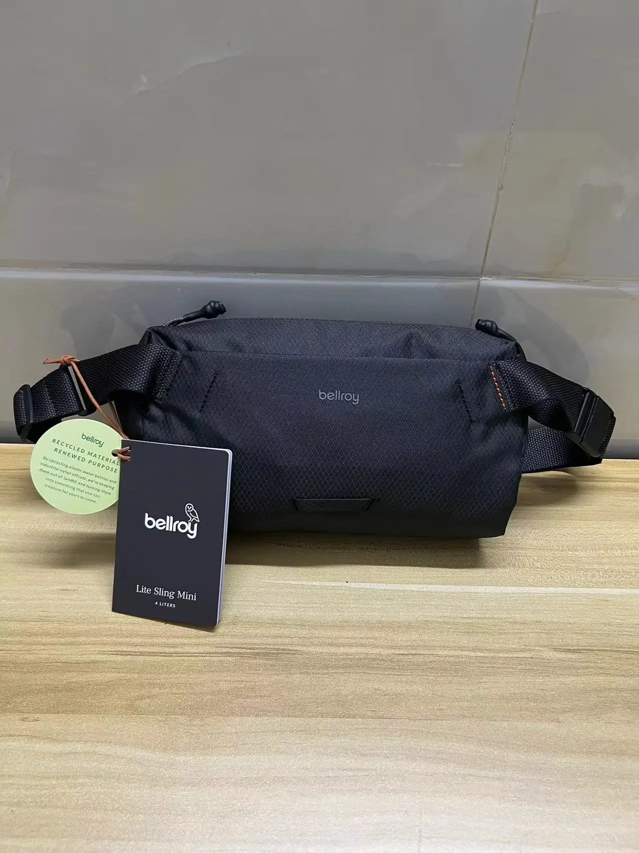 bellroy Australia Sling 4L Waterproof Chest Bag One Shoulder Large Capacity Crossbody Bag Men's and Women's Waist Bag