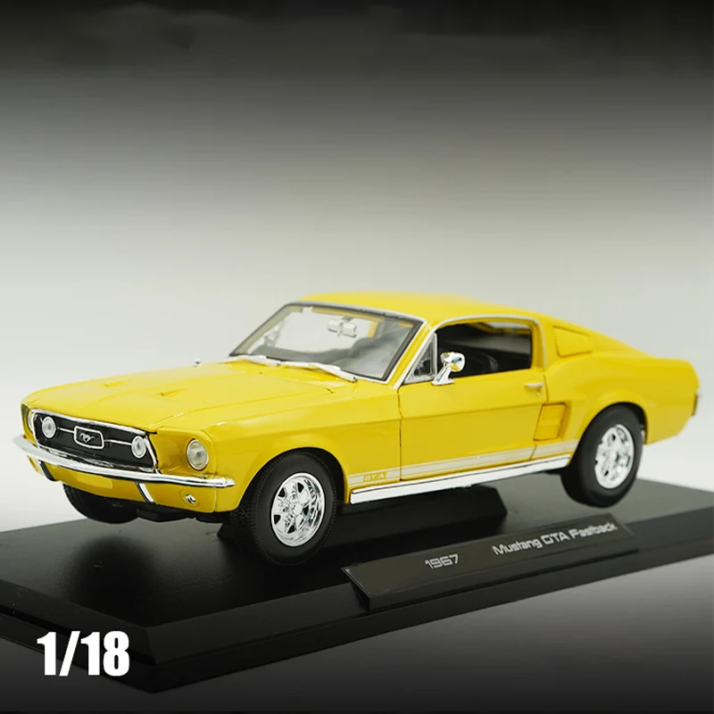 

Diecast 1:18 Scale GTA 1967 Sports Car Simulation Alloy Car Model Static Display Collectible Toy Gift Display Souvenir