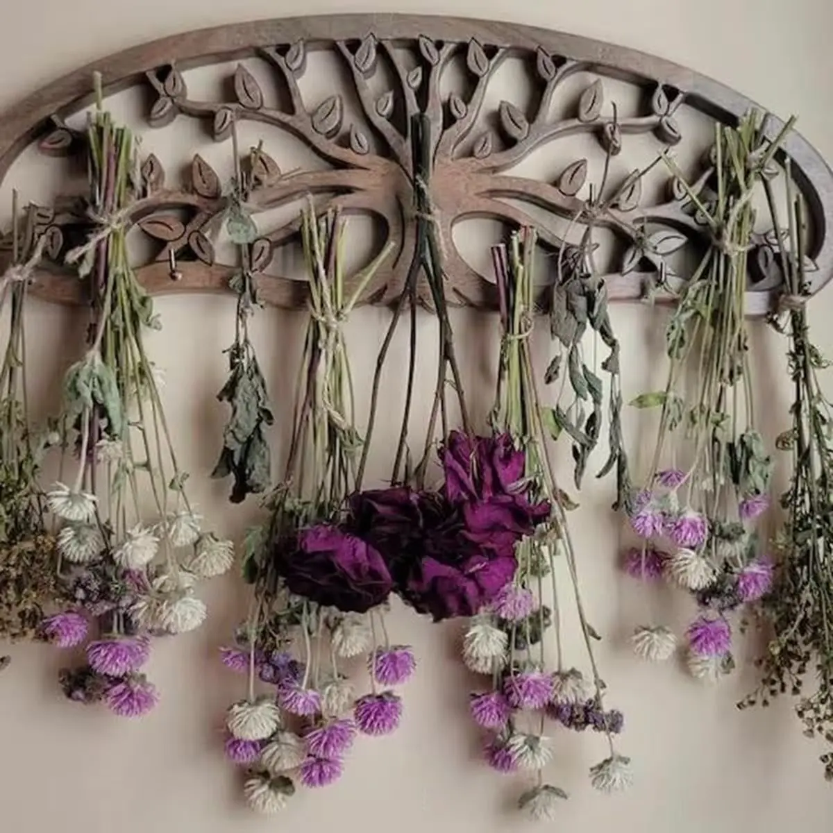 Wall Mounted Wooden Dried Flower Holder - Rustic Boho Hanging Display Shelf for Home Decor, Indoor Herb Drying Rack