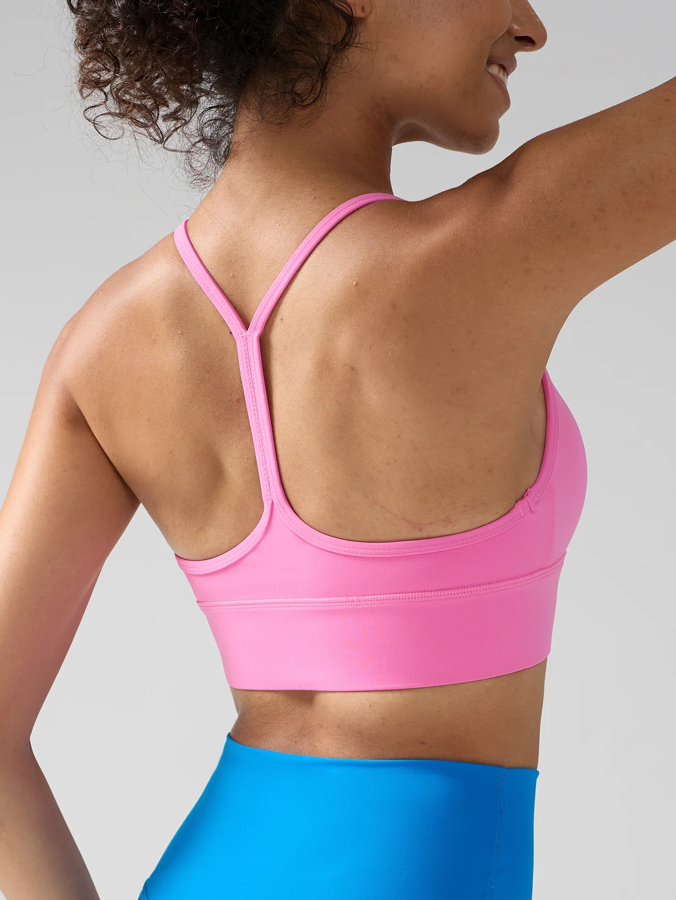 sutia-esportivo-feminino-de-cor-solida-alta-elasticidade-respiravel-a-prova-de-choque-para-ciclismo-e-treinamento