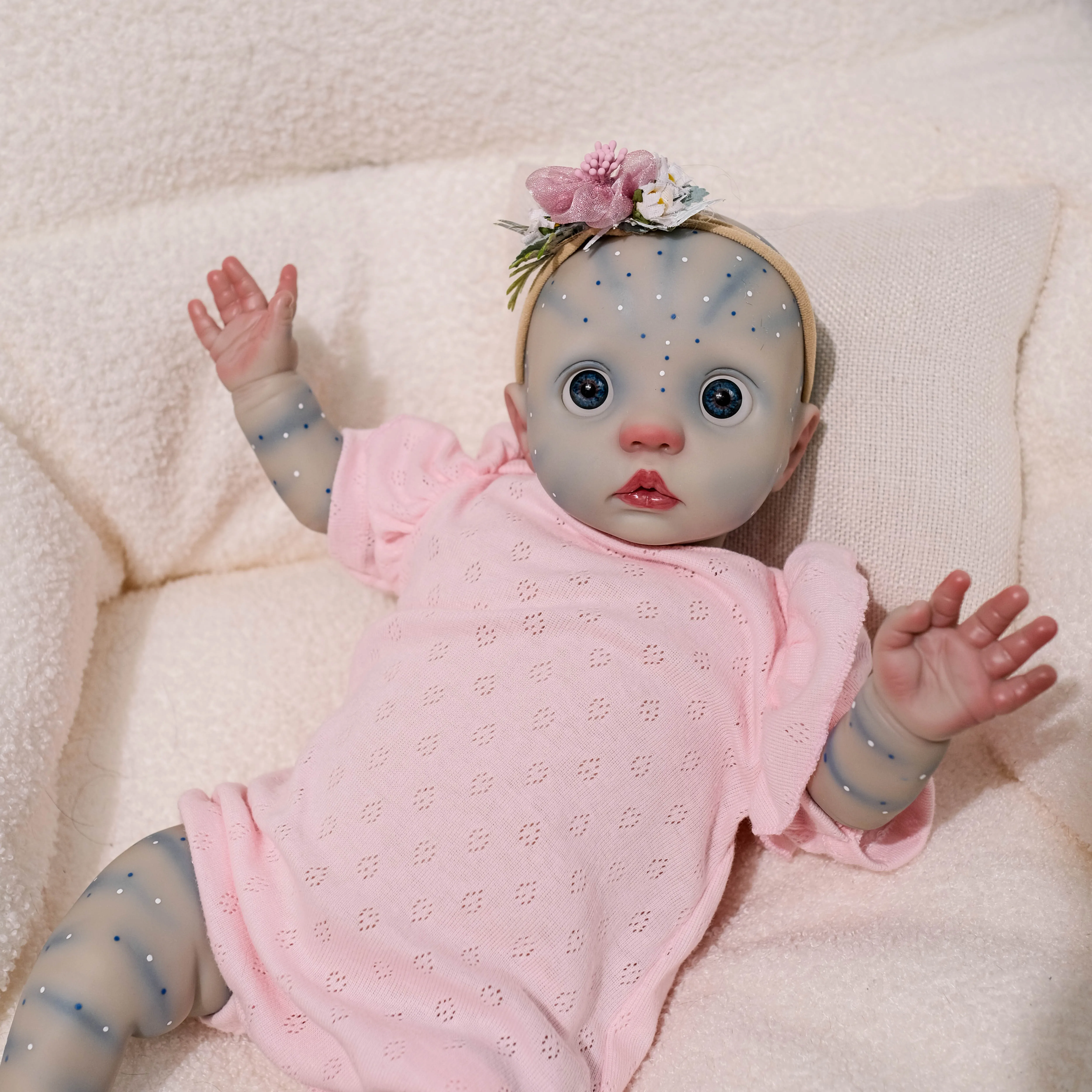 NPK 42CM Soft Body Reborn Peeka Toddler boy Doll Lifelike Newborn Doll Flexible 3D Skin Tone with Veins premise