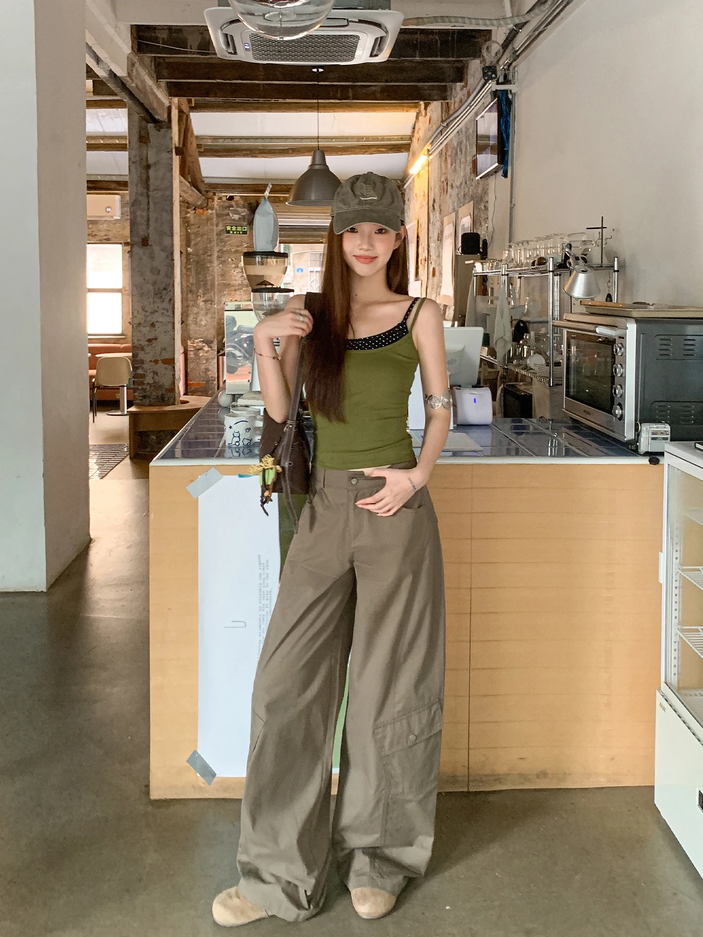 TGXQ American High Street Green Work Pants Women's Wide Leg Loose Casual Pants Multiple Pockets Spicy Girl Style 2026 New