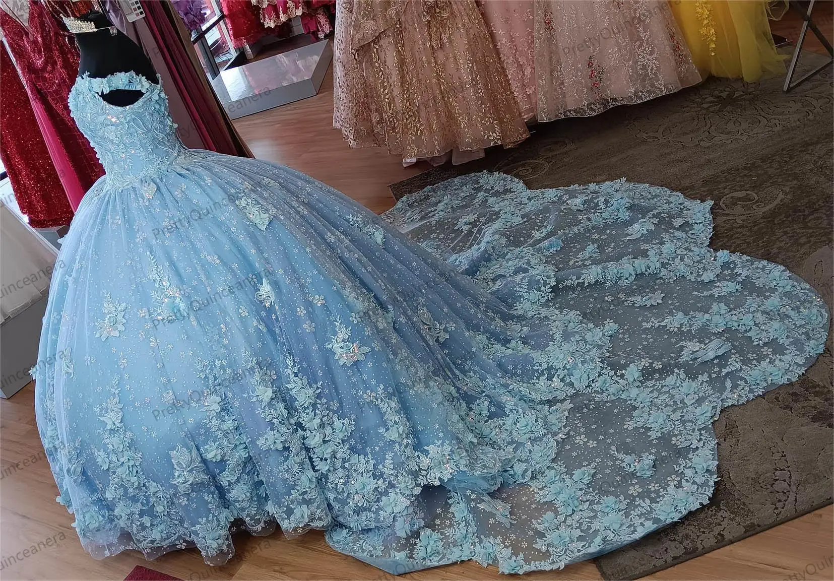 Vestidos de Quinceañera de tul con purpurina azul cielo