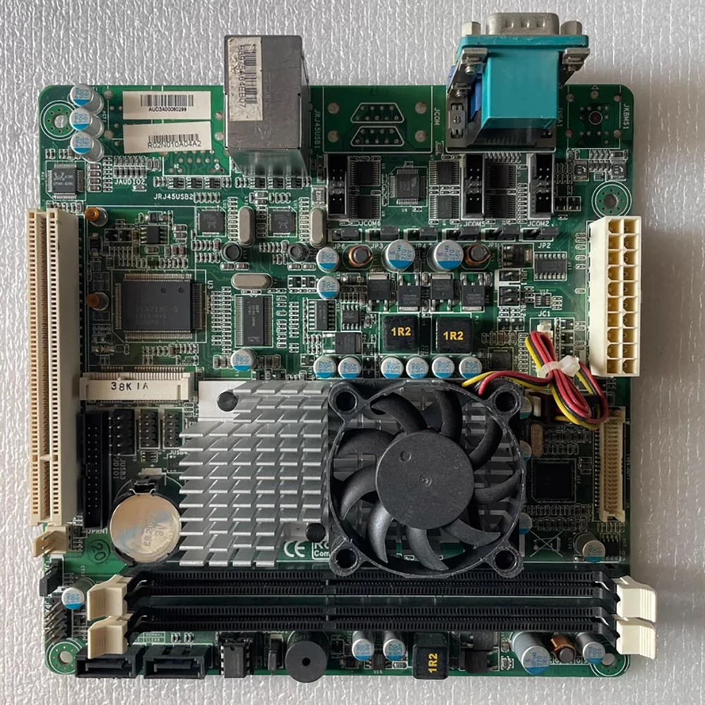 

Промышленная материнская плата MANO825-02