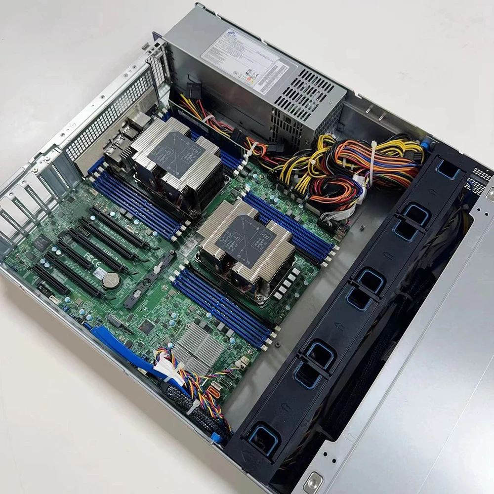 

For Supermicro Server Motherboard Dual-Cannel LGA-3647 DDR4 2 PCI-E 3.0 NVMe x4 Internal Ports X11DPi-N