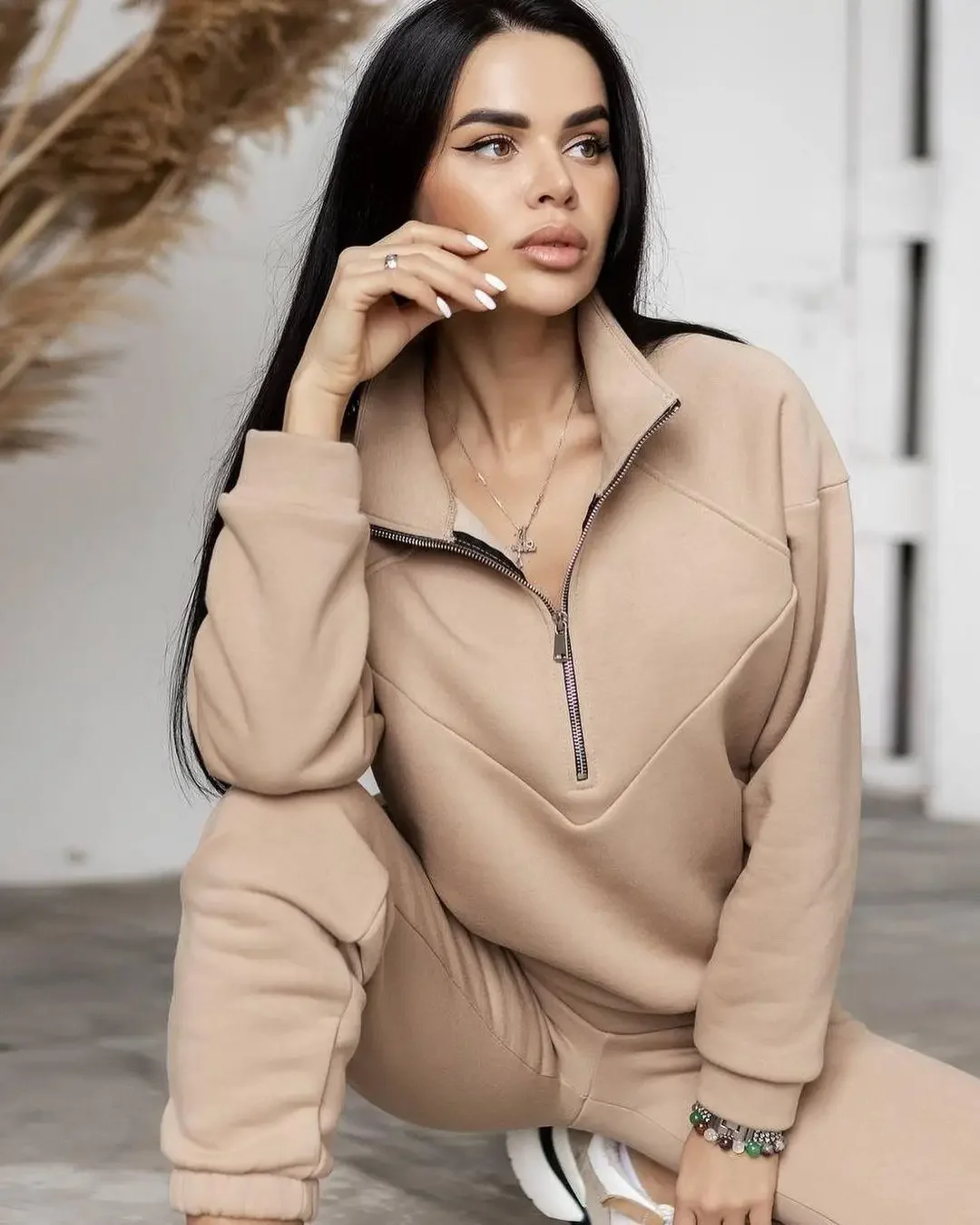 Spring Autumn Fashion Casual Hoodie Two-piece Long-sleeved Solid Color Fleece Feet Leisure Suit