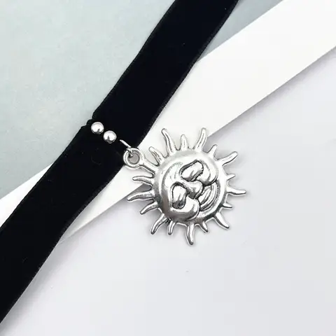 Filmen Leon: Den professionella Matilda Cosplay Halsband Solhänge Svart Rep Choker Kedja Smycken Tillbehör Rekvisita 8 best sales funko matilda - №5