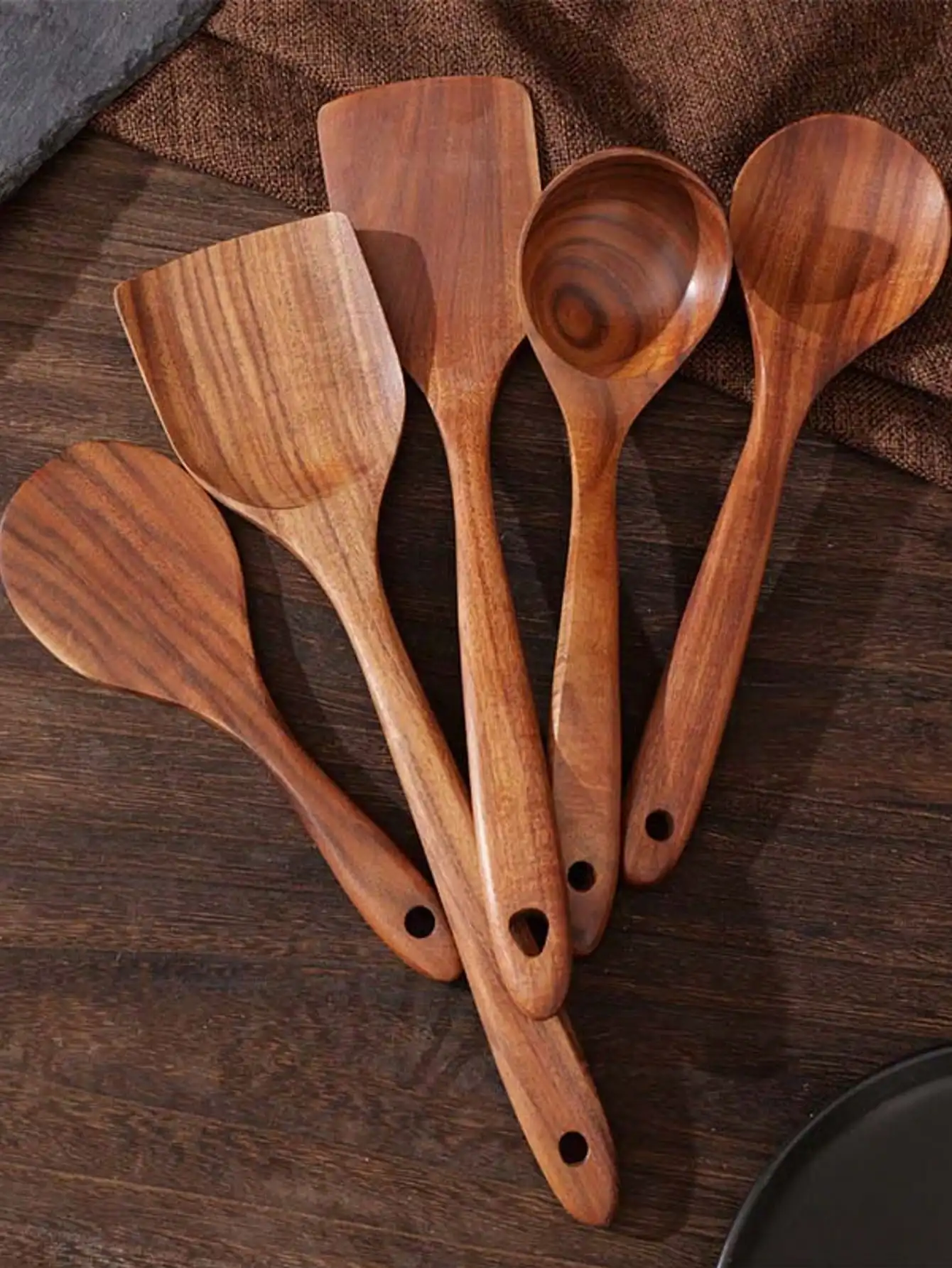 

5-Piece Wooden Kitchen Utensils Set - Odorless, Corrosion/High-Temp Resistant Spoons & Spatulas