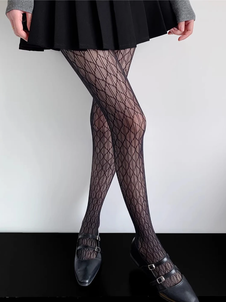New Retro Jacquard Lace Fishnet Stockings Spicy Girls Sexy Transparent Bottomed Pantyhose Women Elastic Slim High Waist Tights