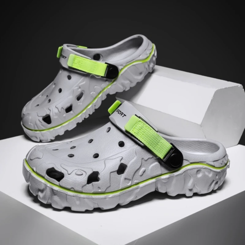 

2026 Cheap Price EVA Men's Clogs Shoes Light Weight Wholesale Plastic Slippers Men Beach Working Sandals Male Summer Mulers