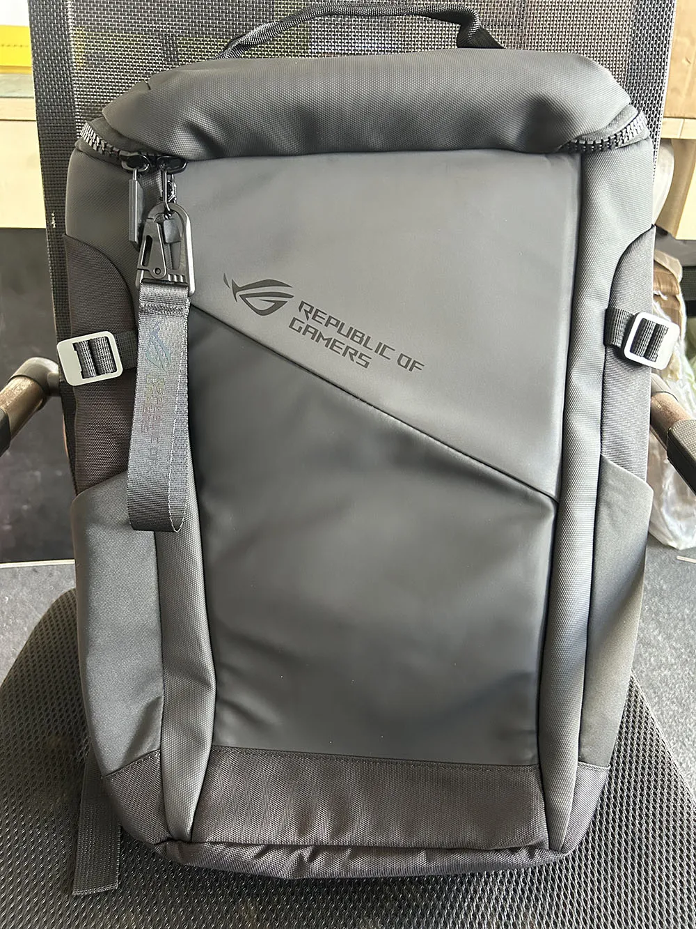 ROG BP2701 18 inch outdoor travel business commuting lightweight computer bag student bag backpack unisex