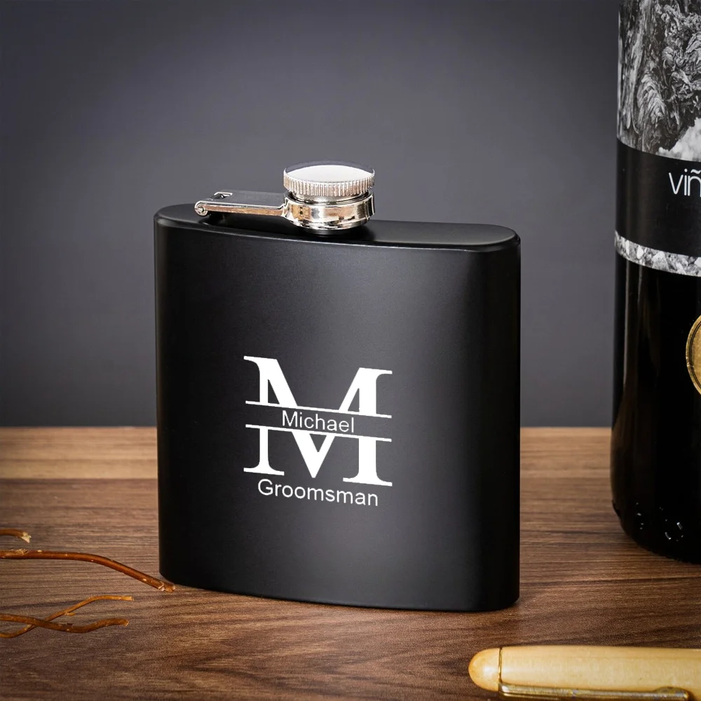 2026 Personalisierte Schwarze Flasche mit Namen, Geschenk für Trauzeugen, Graviert für Junggesellinnenabschied, Geschenk für den Bräutigam, Hochzeitsdekoration – Detail 6