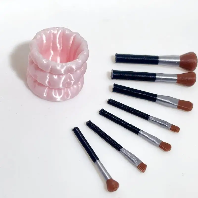 

1 Set Doll Accessories Toys 1/12 Dollhouse Miniature Simulation Makeup Brush Pen Holder Model Ornament Scene Decoration