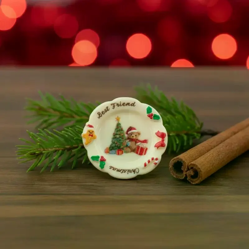 Mini Christmas Plates Resin DIY Accessories: 10pcs Keychain Pendants Desktop Oranment Dollhouse Decor