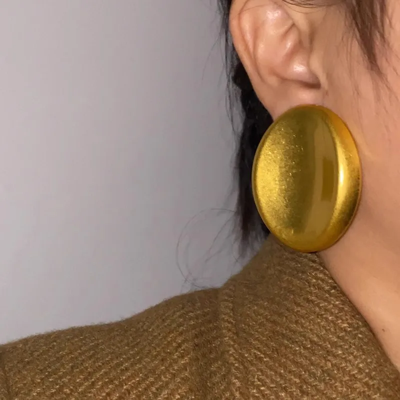 Vintage übertriebene geometrische große Metall-Ohrstecker für Frauen, europäische und amerikanische Persönlichkeit, Party-Schmuck, Trend-Accessoires – Detail 6