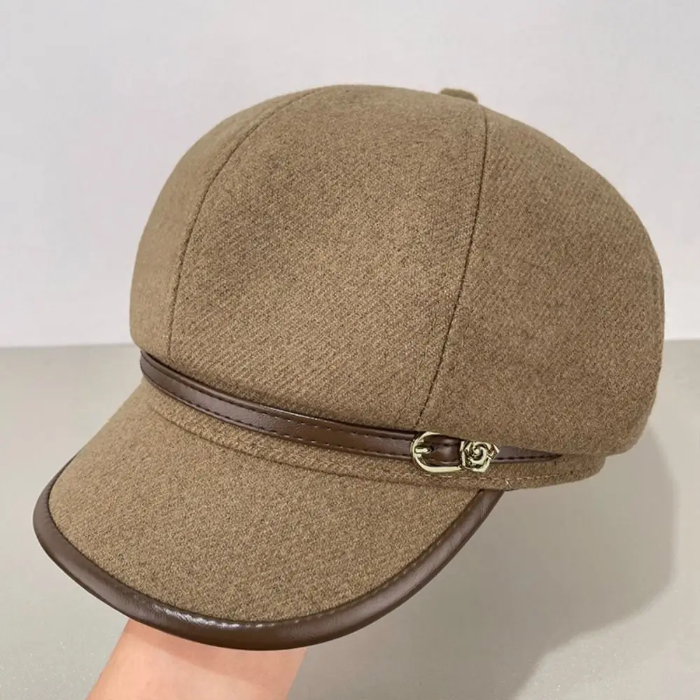 Modischer Britischer Stil PU-Leder Baskenmütze Braun mit Gürtelschnalle, Malerhut im Koreanischen Stil, Retro-Künstlerhut für Damen – Detail 7