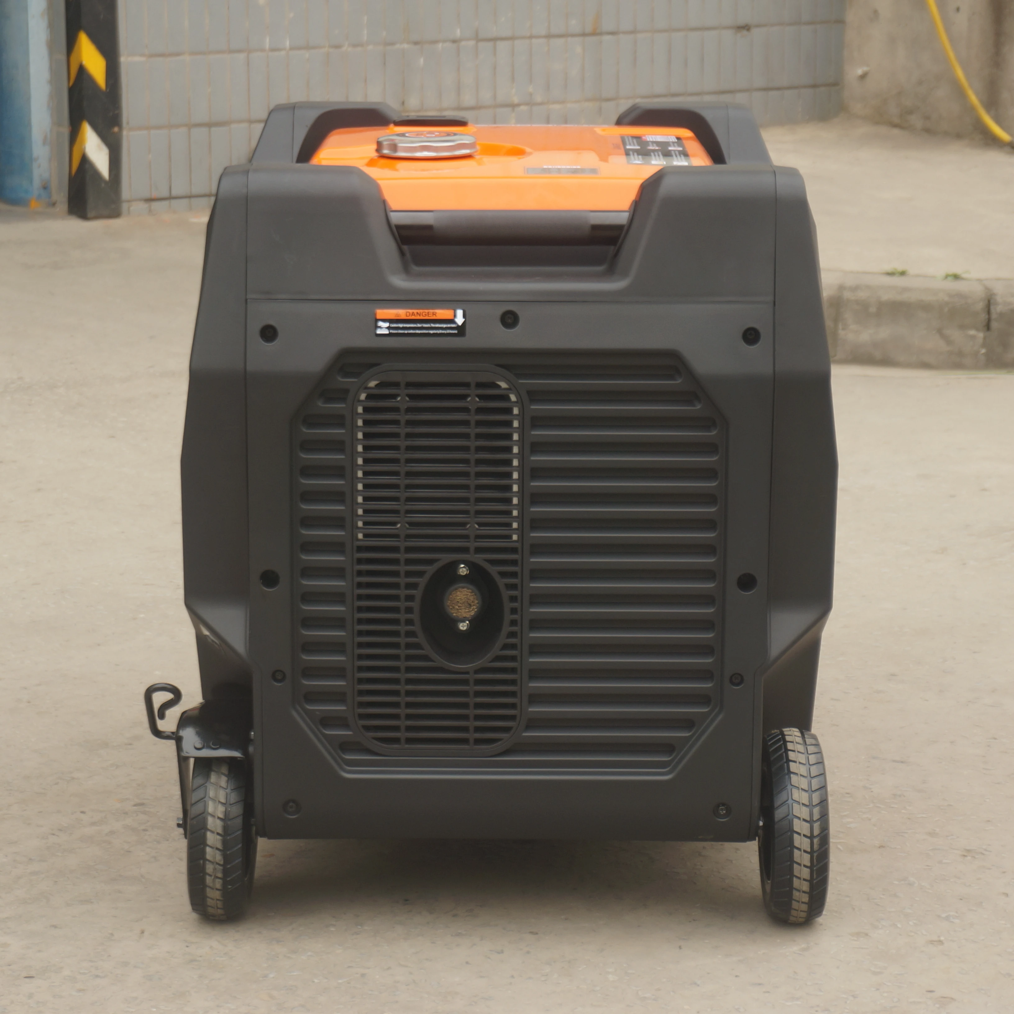 Generatore portatile all'ingro - Portable Generator Inverter recensione e prezzo
