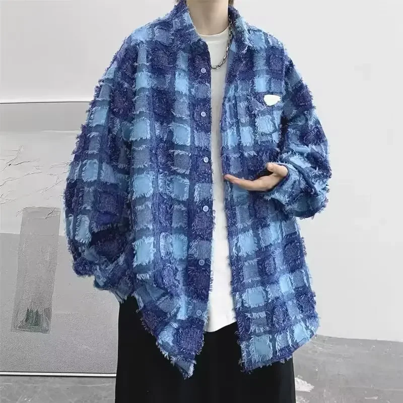 2024เสื้อลายสก็อตแต่งพู่เสื้อลำลองกระดุมแถวเดียวเสื้อโค้ทแขนยาวขนาดใหญ่พิเศษสำหรับผู้ชายแนววินเทจในฤดูใบไม้ร่วงผู้ชายฤดูใบไม้ผลิ