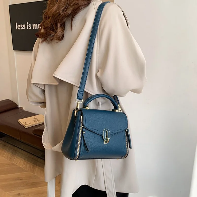 

High-End Casual Tote Bag Minimalist Leather Large Capacity For Women Solid Color Fashionable
