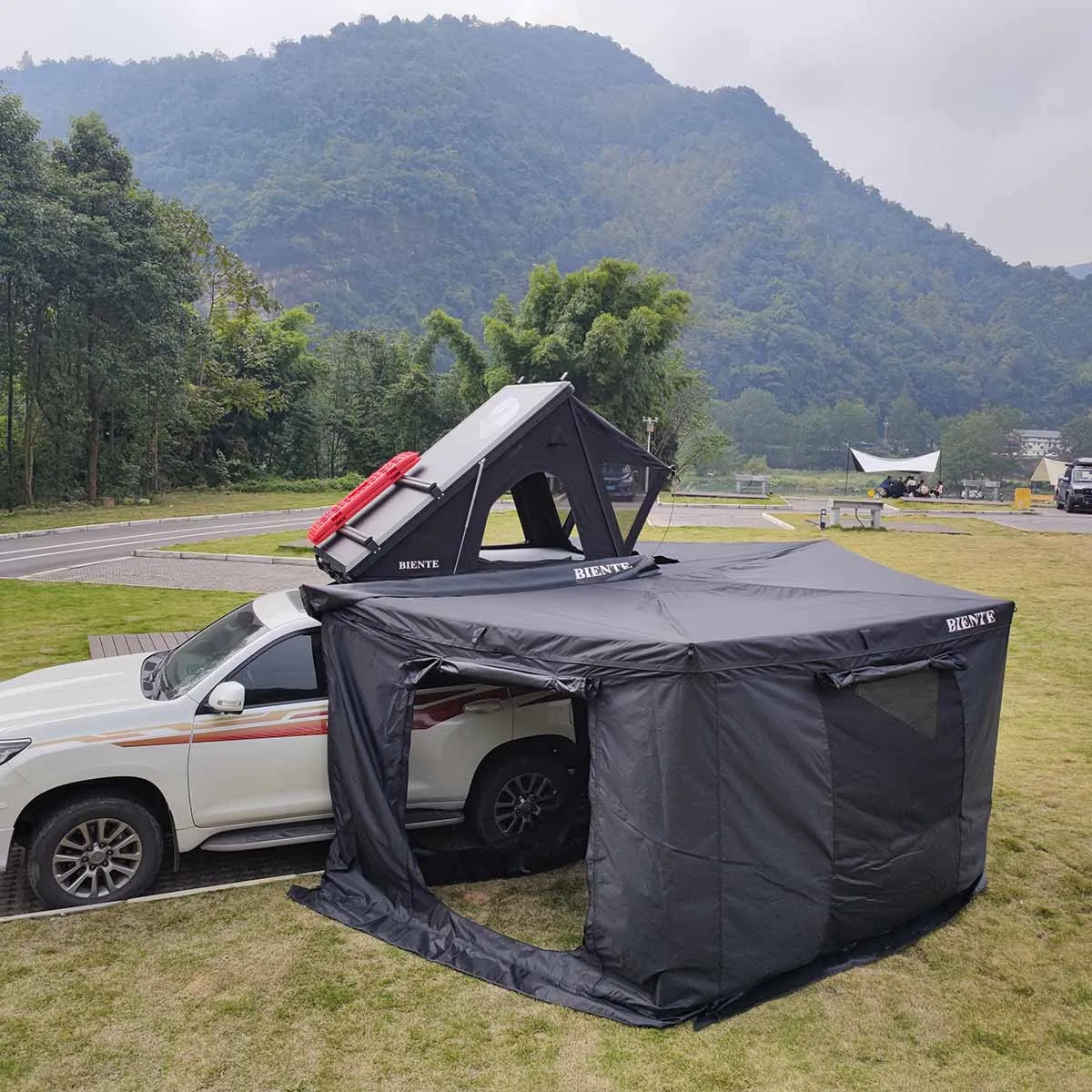 Instock High Quality 320G Aluminum Triangle Car Roof Tent for Camping Car Awning Tentcustom