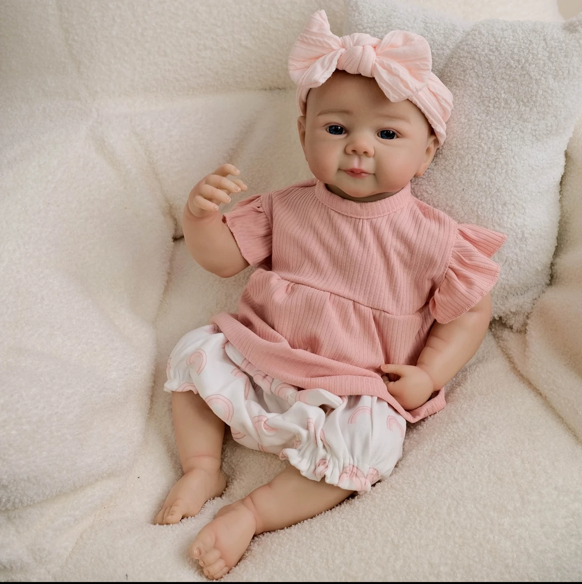 Muñeca Reborn realista de 19 ", niña recién nacida Julietta realista con piel de vinilo suave, venas pintadas a mano y chupete magnético