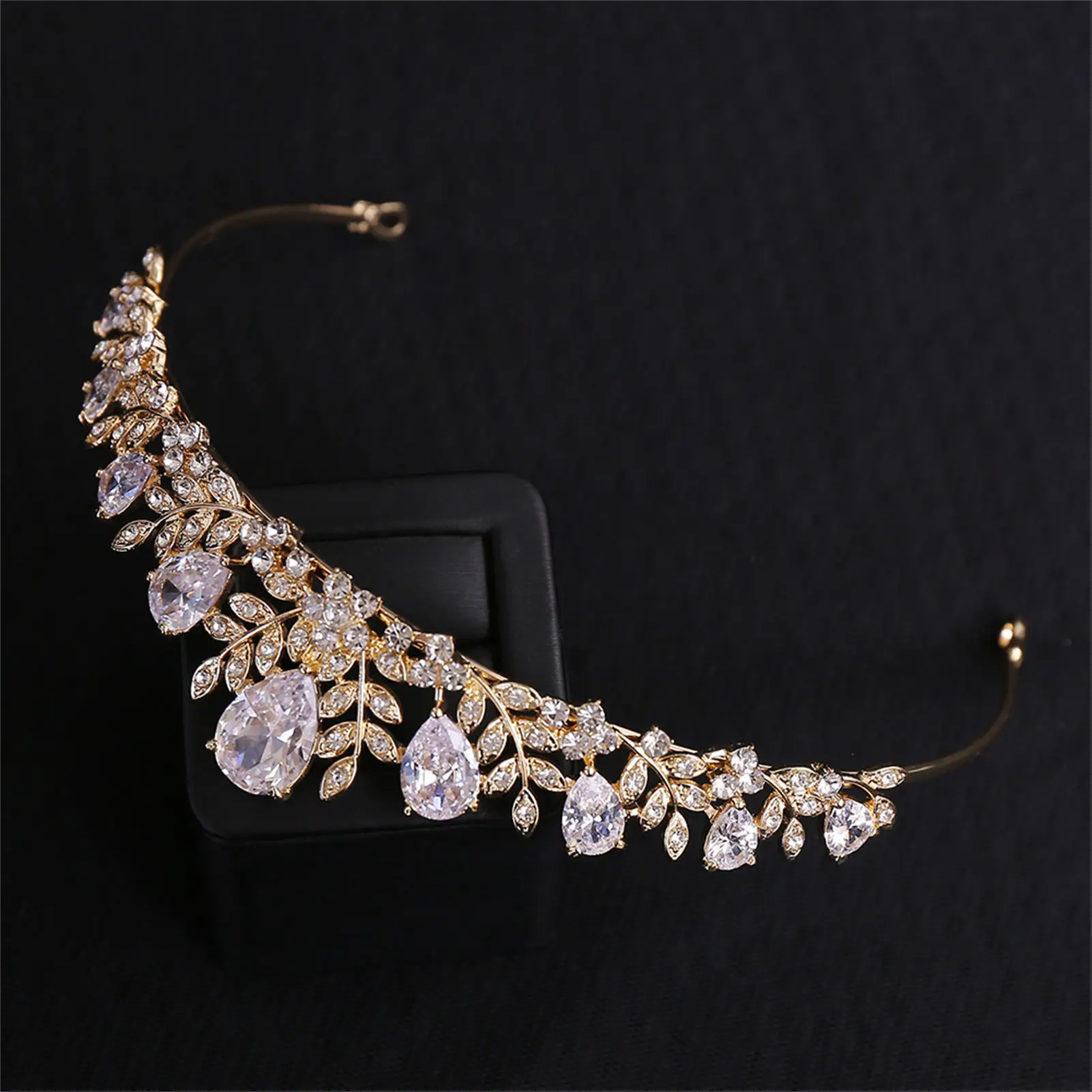 Bridal Wedding Alloy Crown Shiny Rhinestones Anti-slip Elegant Round Crown for Gown Dress Hairstyle Making Tool