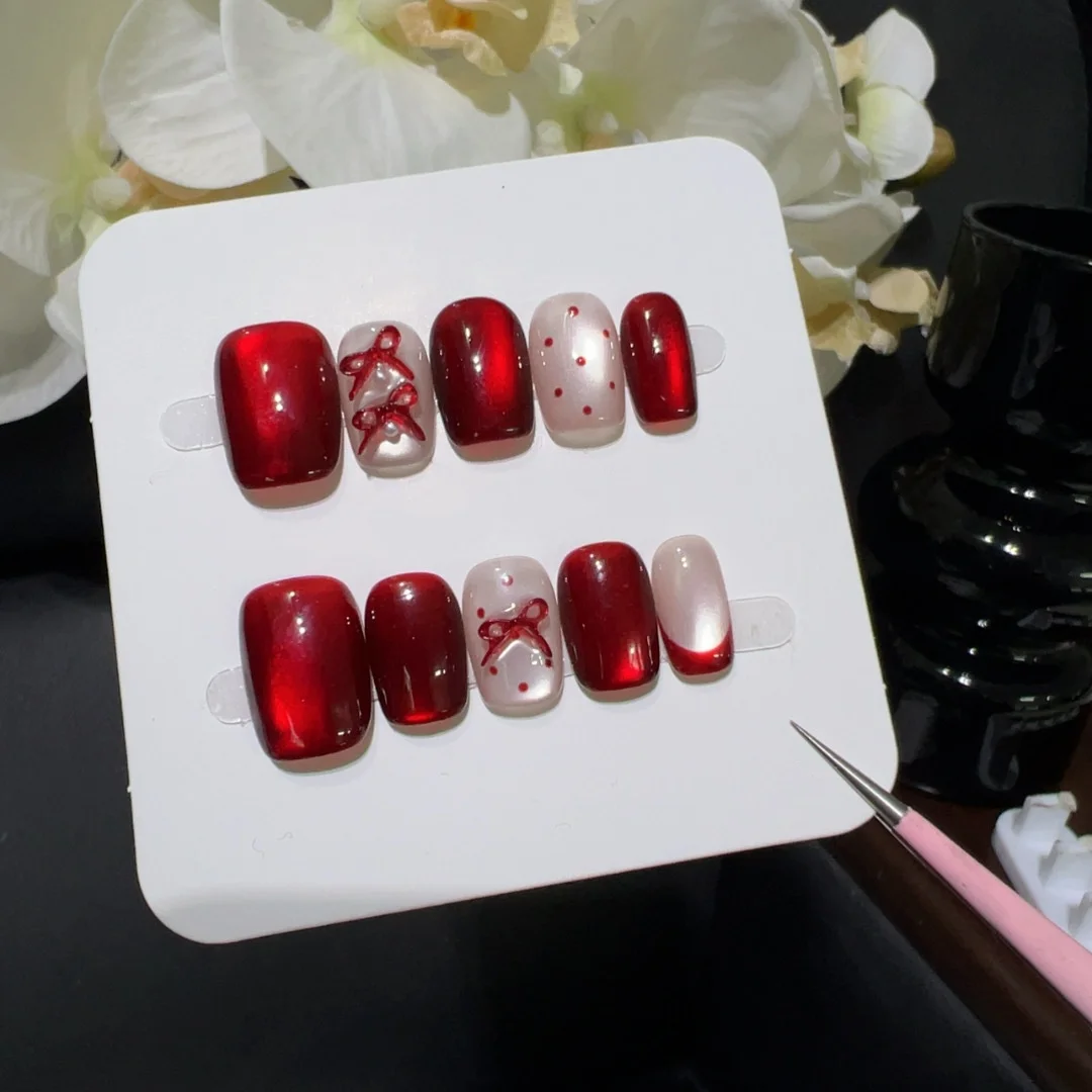 

10Pcs Short Square Handmade False Nails Red Cat's Eye French Full Cover Nails Tips Bow Polka Dot Detachable Press on Fake Nails