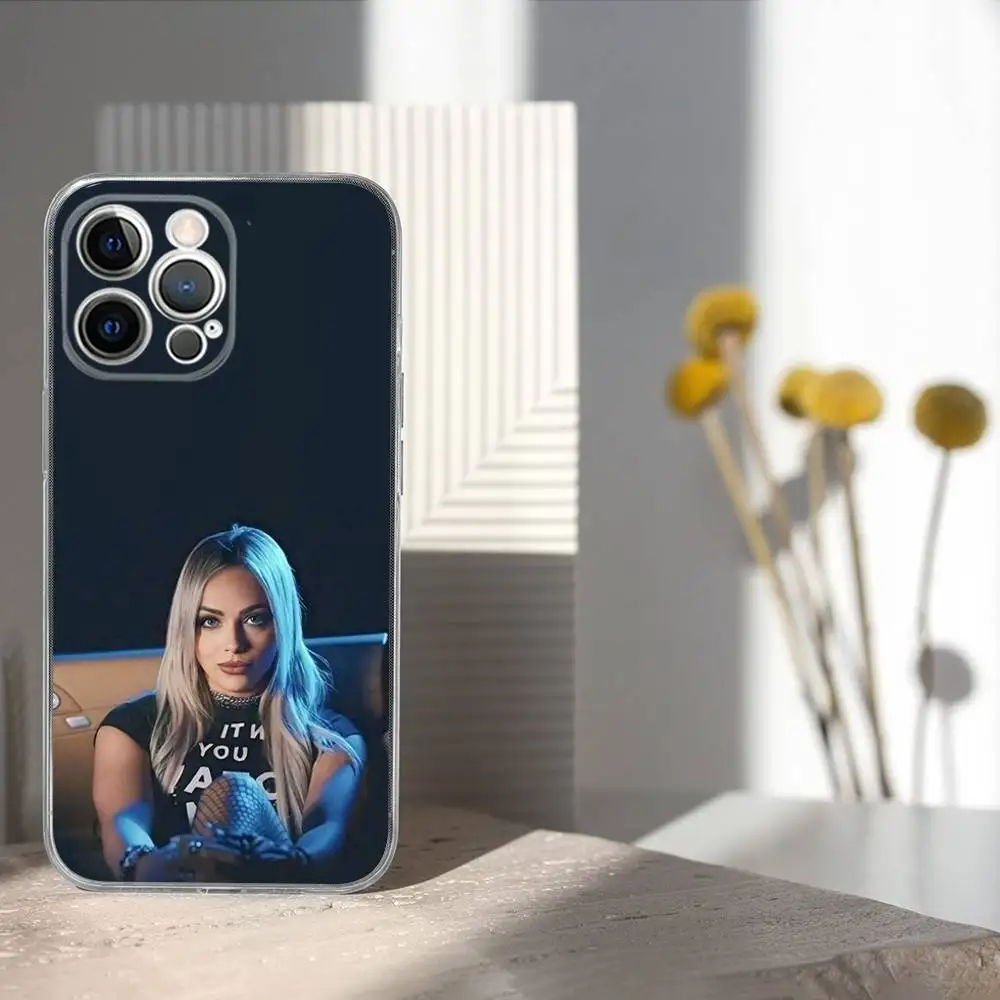حافظة هاتف W-WWE L-Liv Morgan لهاتف iPhone 17,16,15,14,13,12,11 Pro,Max,Plus,X,XS,XR,SE4,E غطاء ناعم شفاف صغير