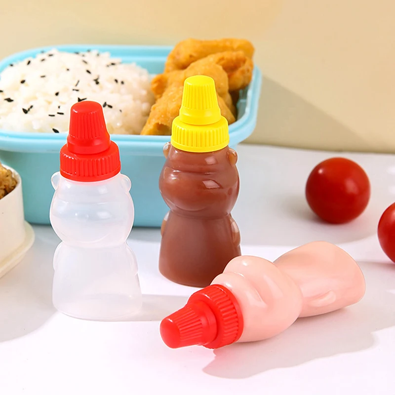 2 Pcs/Pack Mini Bear Seasoning Bottle Portable Ketchup Bottle Salad Dressing Container For Bento Lunch Box Kitchen Accessories