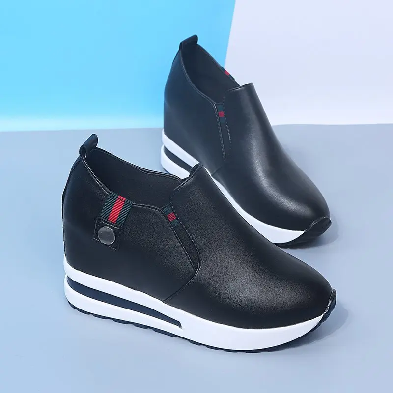 Modne buty damskie sneakersy wiosna jesień kobiety Pu płaskie buty z grubą podeszwą Slip on Boots Casual platforma zwiększ buty