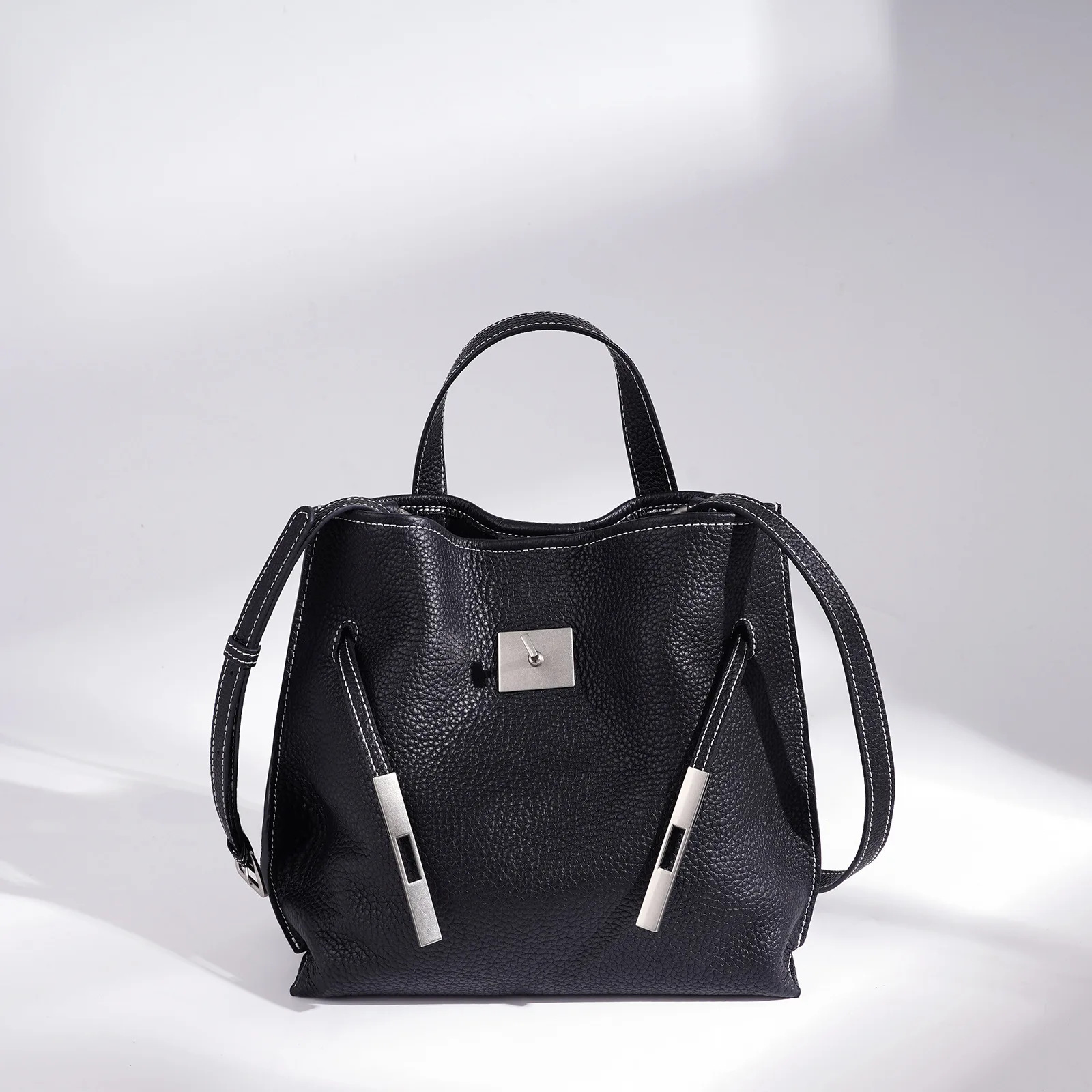 Niche Design Simple Handbag Fashion Large Capacity Commuter Shoulder Bag Senior Sense Top Layer Cowhide Shoulder Bag For Women