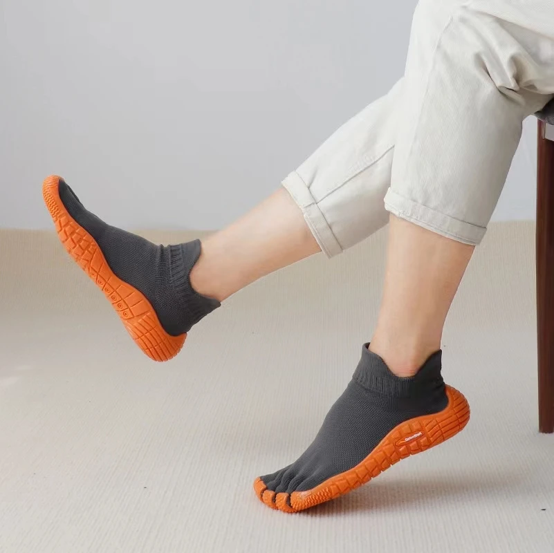 

Five-Toe Light Weight Breathable Gym Shoes Anti-Slip for Indoor Squat Weight Lifting Yoga Pilates Professional Fitness Training