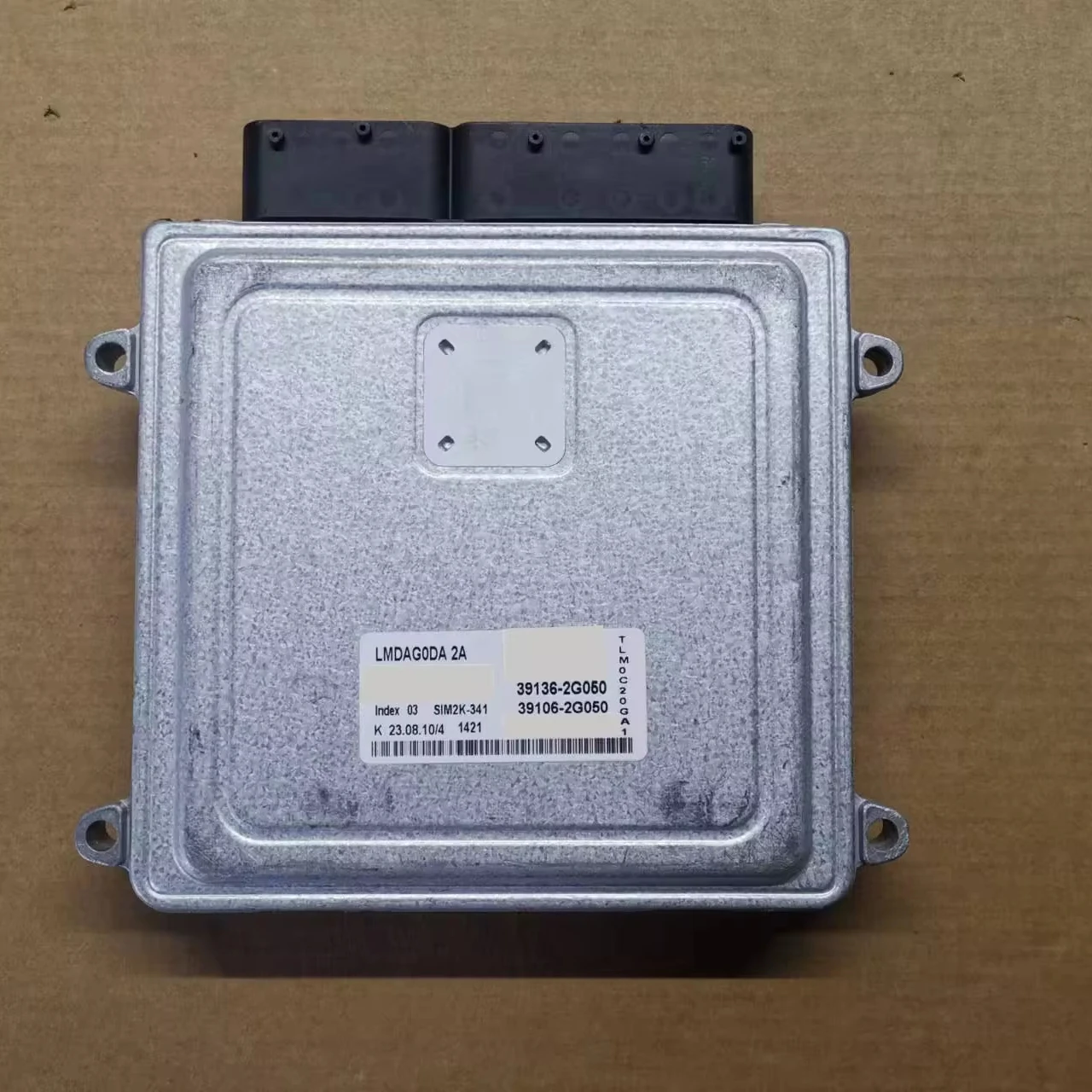

HF High Quality Auto Engine Control Unit U13 ECU ECM Electronic Module Computer for HYU NDAI 39136-2G050 39106-2G050 SIM2K-341