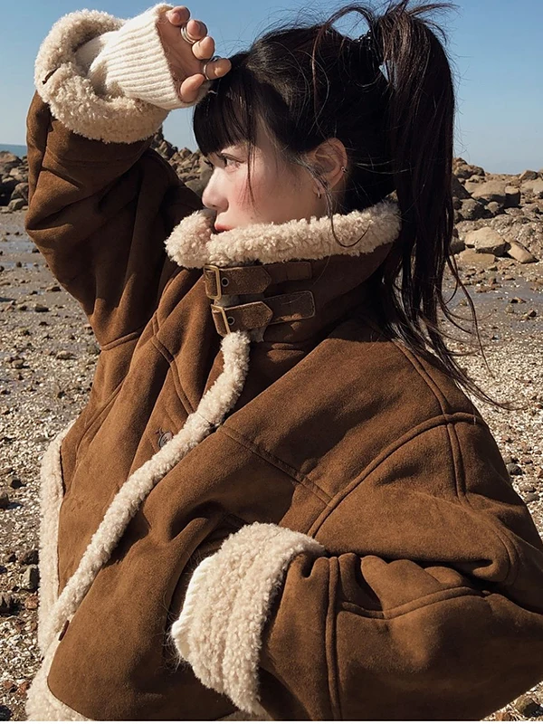 Korean Style Retro Short Cotton Jacket Women's Fashion Design Integrated Leather Fur Coat Small Size Trendy Winter Outerwear