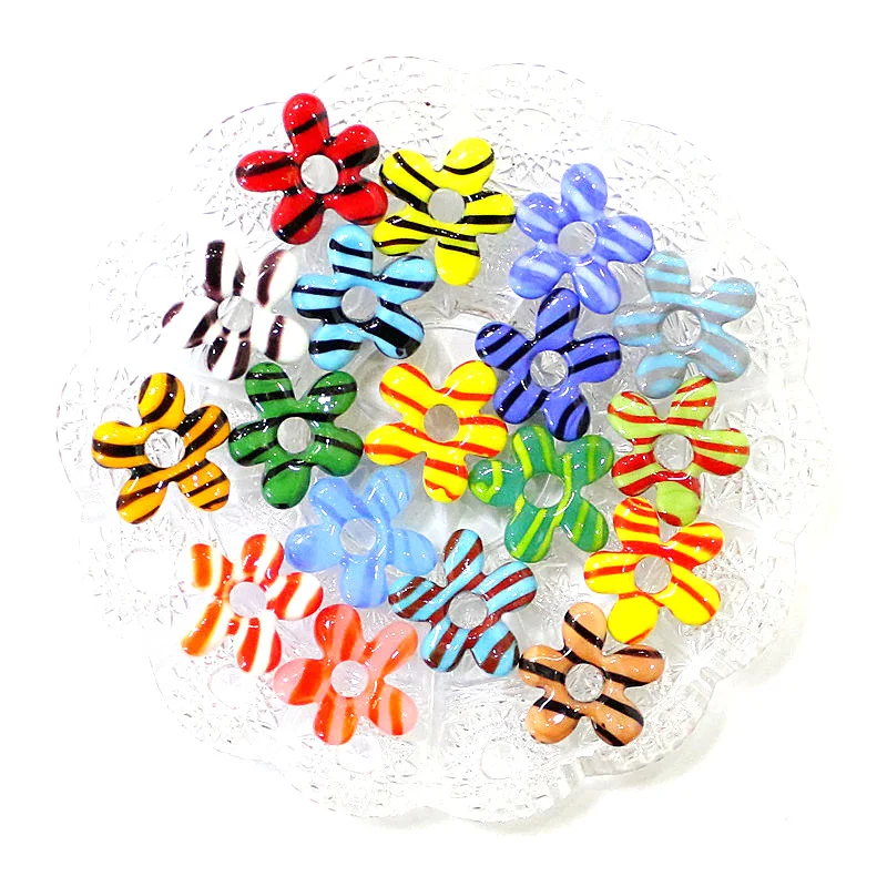 다채로운 사랑스러운 불규칙한 모양의 꽃 매력 유리 펜던트, 웨딩 파티 장식 용품, DIY 소녀 보석 만들기 액세서리, 6 개