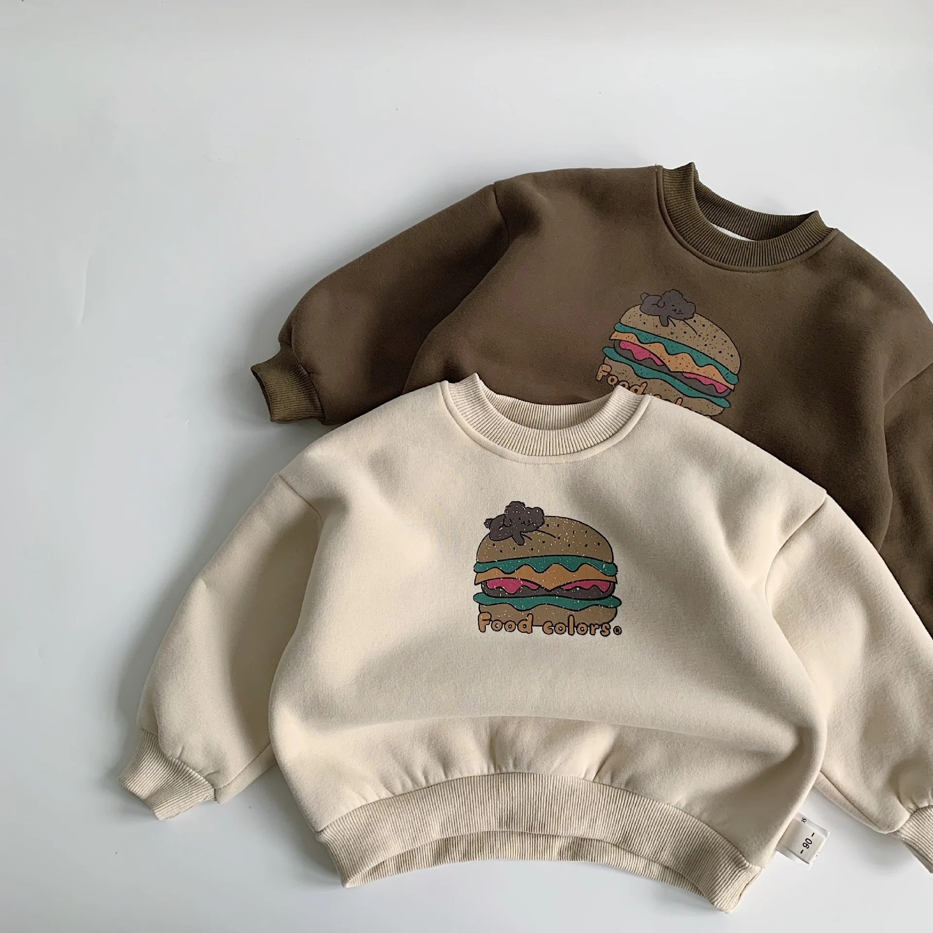 

Детский свитшот для мальчиков, новая зимняя толстая теплая толстая теплая рубашка с принтом гамбургера для маленьких мальчиков, корейская повседневная рубашка для подростков 1-8 лет